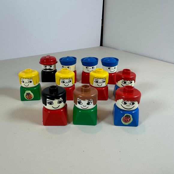 Duplo Lego Lot 11 Square Bottom Chunky Vintage Mini Figures People White Faces - Picture 1 of 6